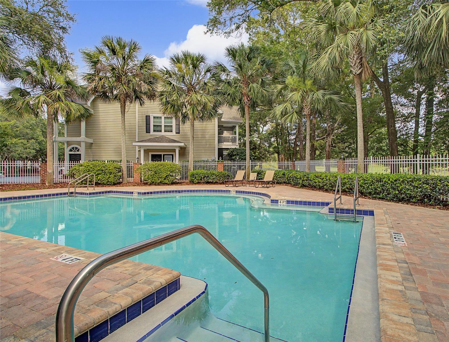 HP/THE LINKS - Residential Lease