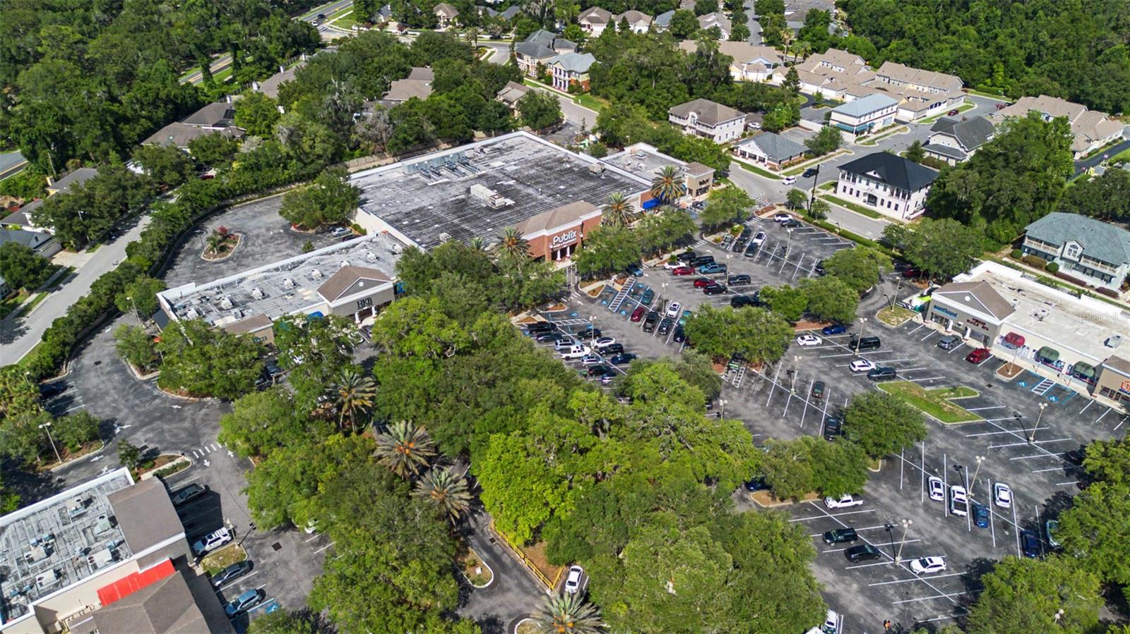 HP/THE LINKS - Residential Lease