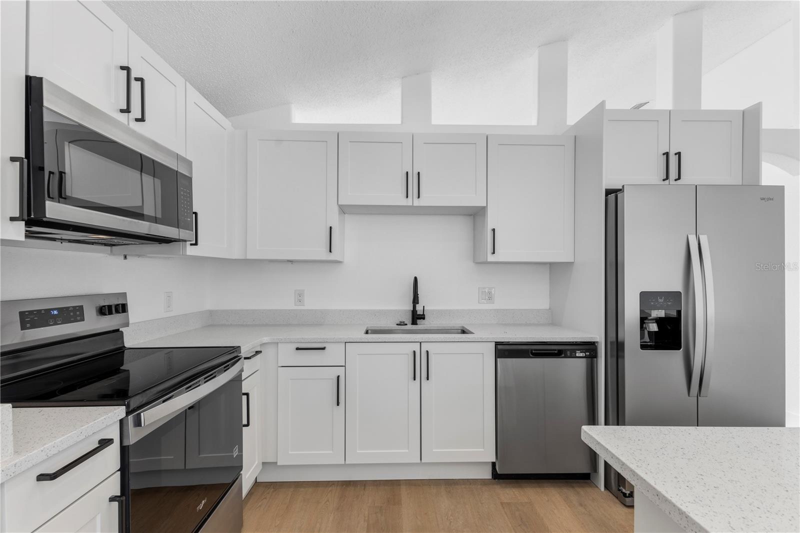 SHANNON LAKES PH 3 - Residential