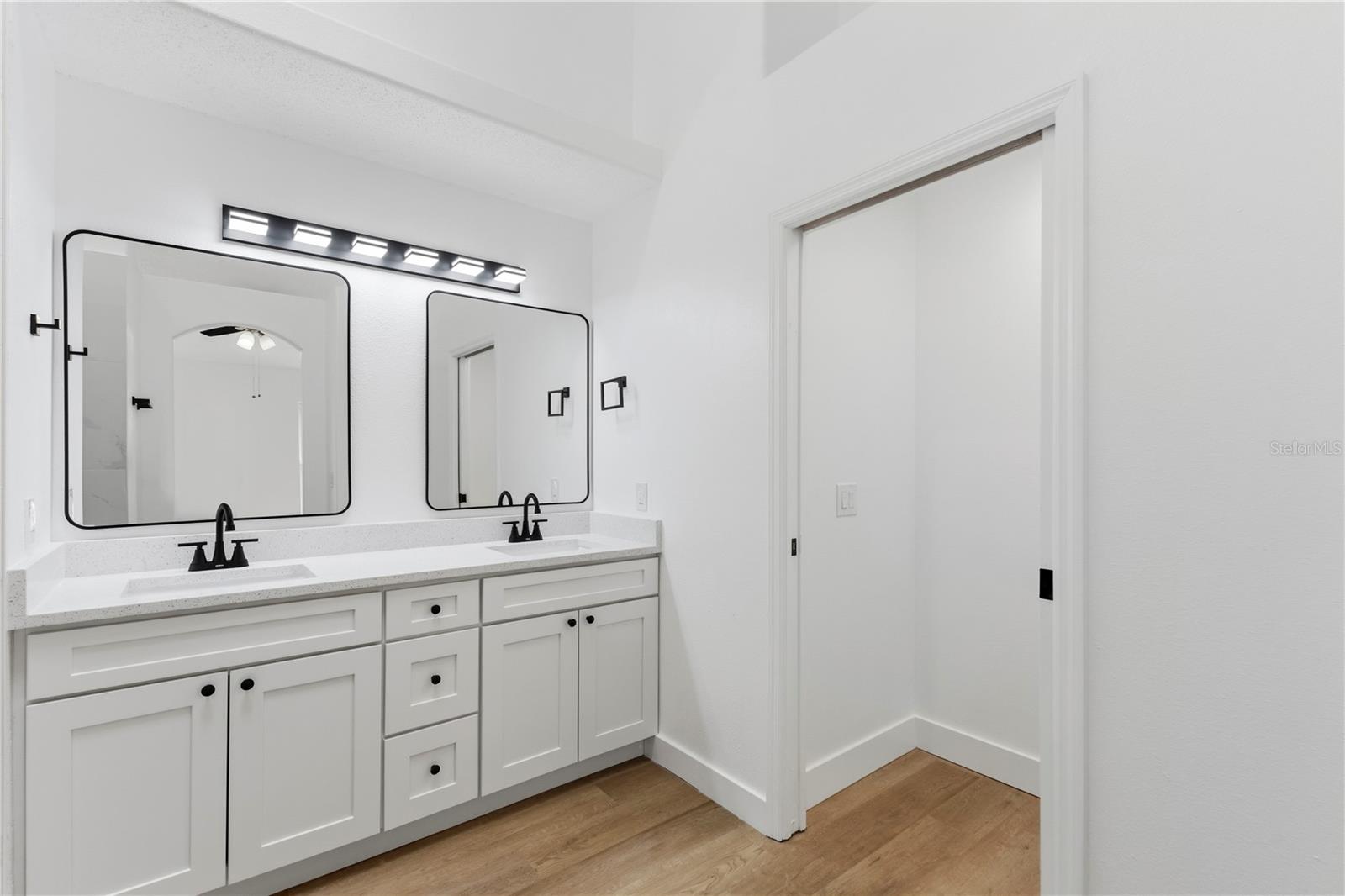 SHANNON LAKES PH 3 - Residential