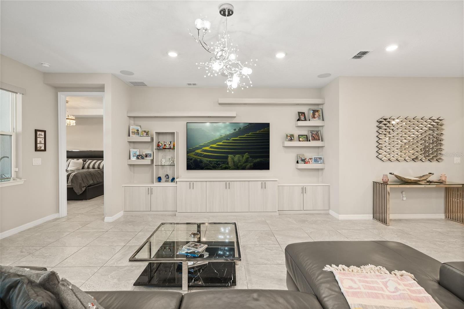 ESTATES AT LAKEVIEW PRESERVE - Residential