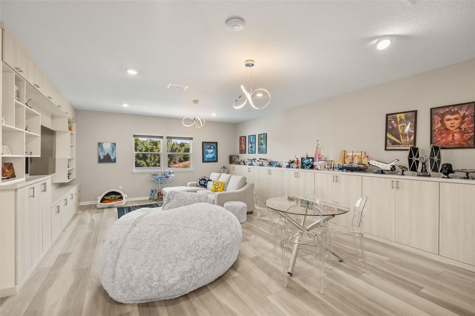 ESTATES AT LAKEVIEW PRESERVE - Residential