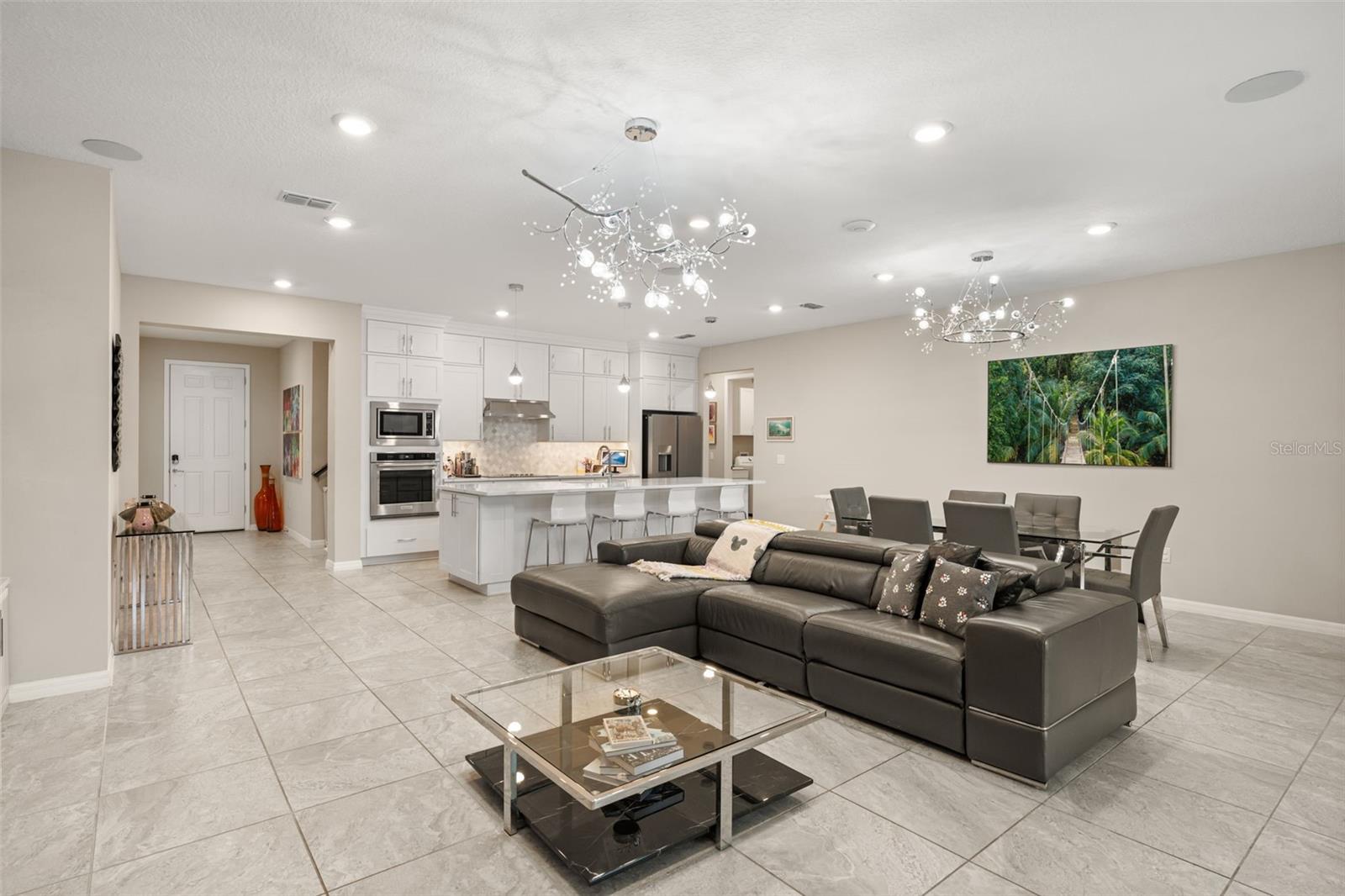 ESTATES AT LAKEVIEW PRESERVE - Residential