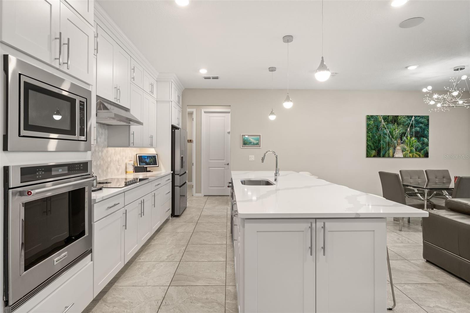ESTATES AT LAKEVIEW PRESERVE - Residential