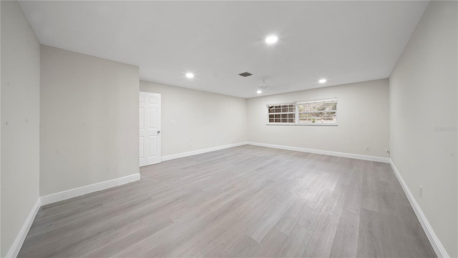 INDIAN HILLS UNIT 9 - Residential Lease