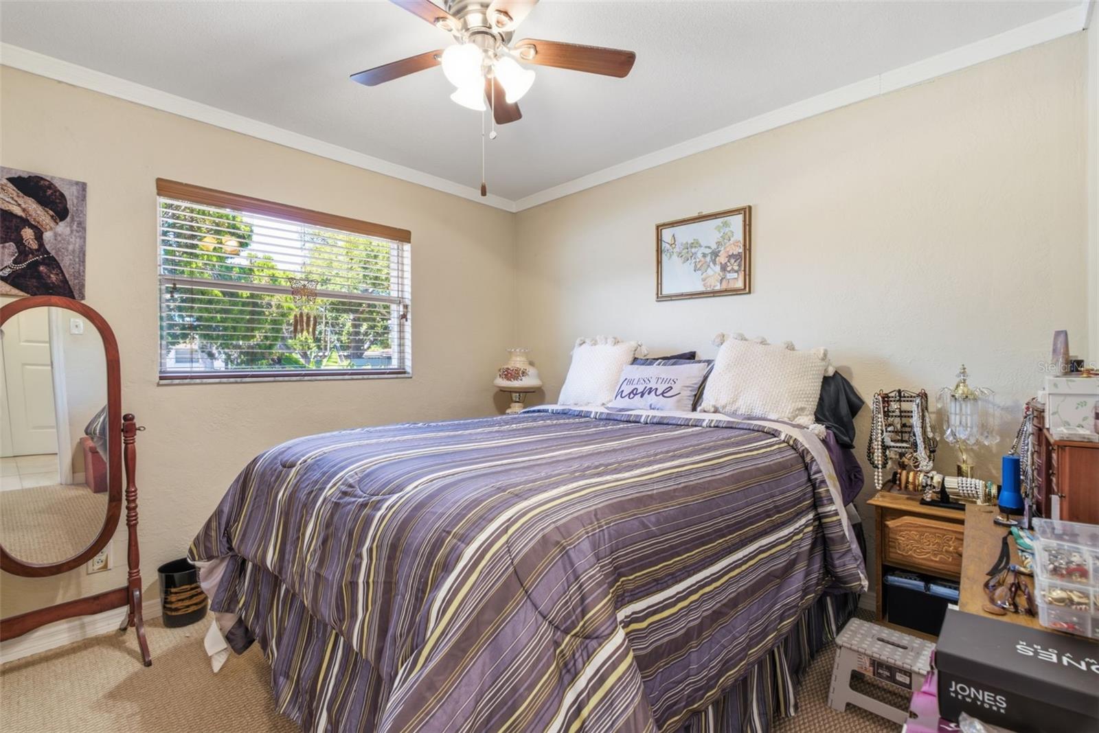 BARRYS HILLSIDE HOMES - Residential