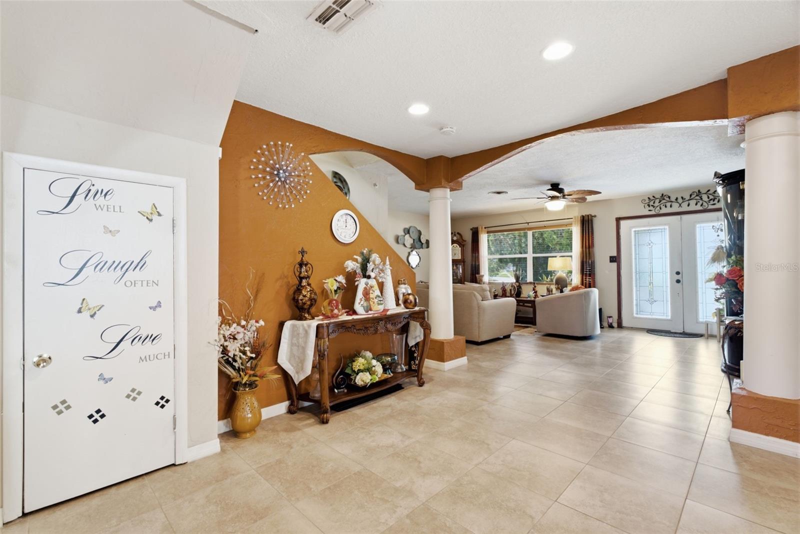 BARRYS HILLSIDE HOMES - Residential