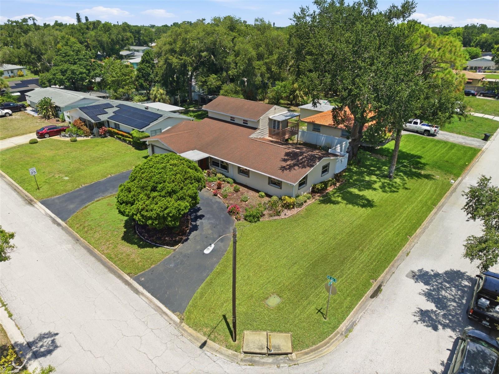 BARRYS HILLSIDE HOMES - Residential