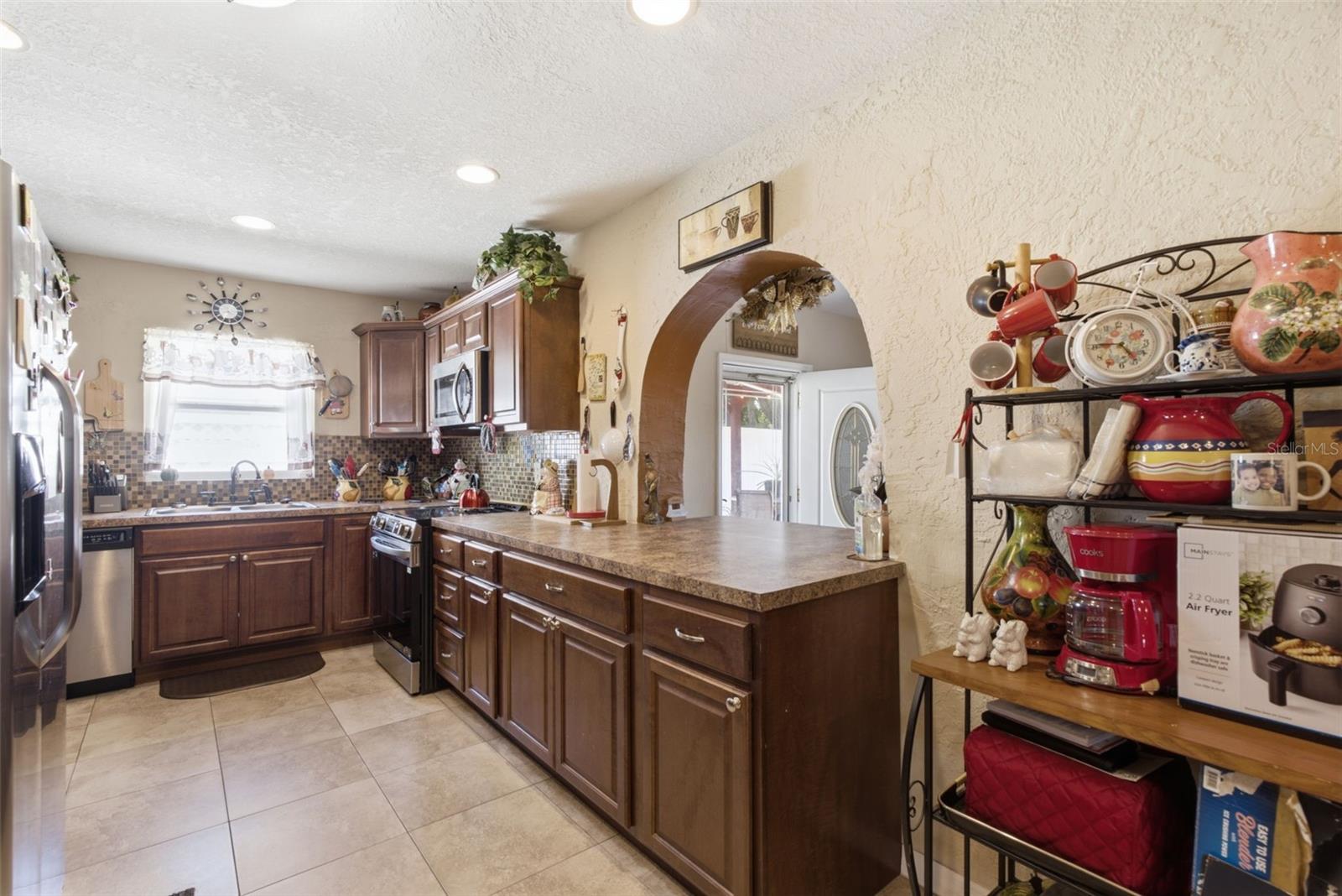 BARRYS HILLSIDE HOMES - Residential