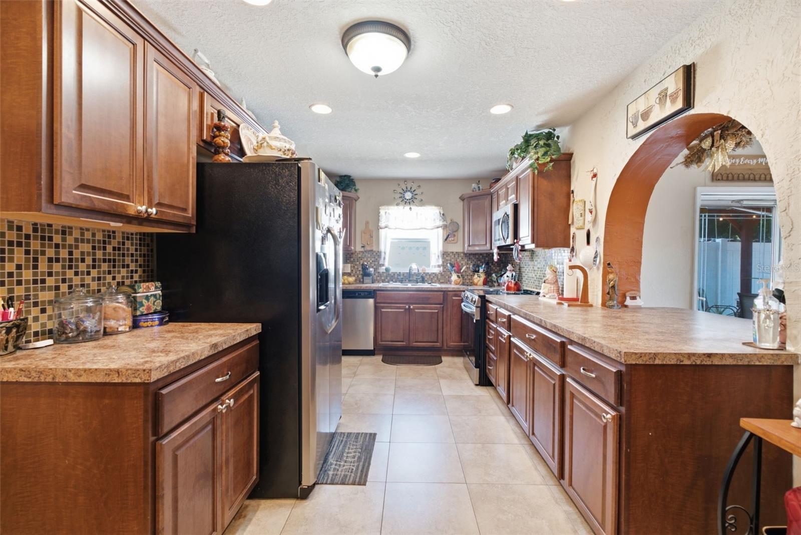 BARRYS HILLSIDE HOMES - Residential