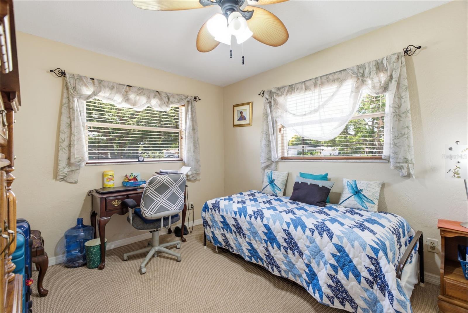 BARRYS HILLSIDE HOMES - Residential