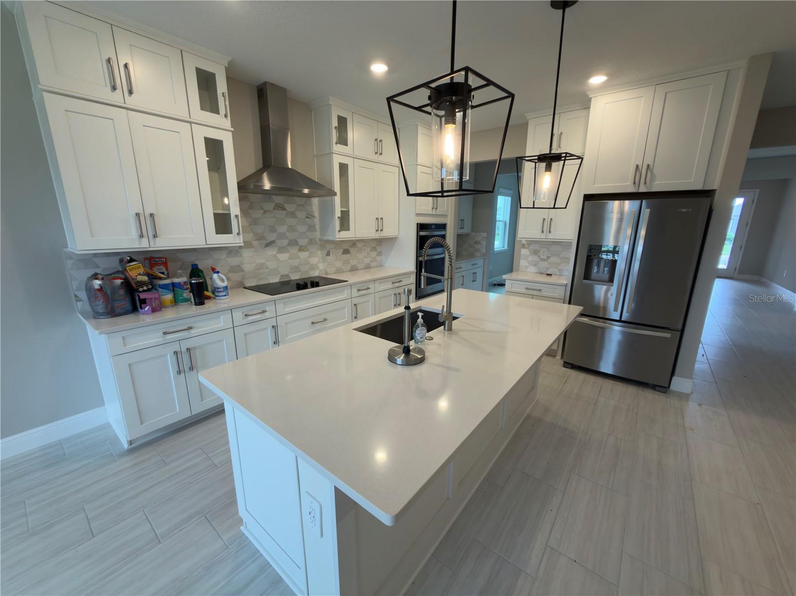 LEGENDS PRESERVE-PH 2 - Residential Lease