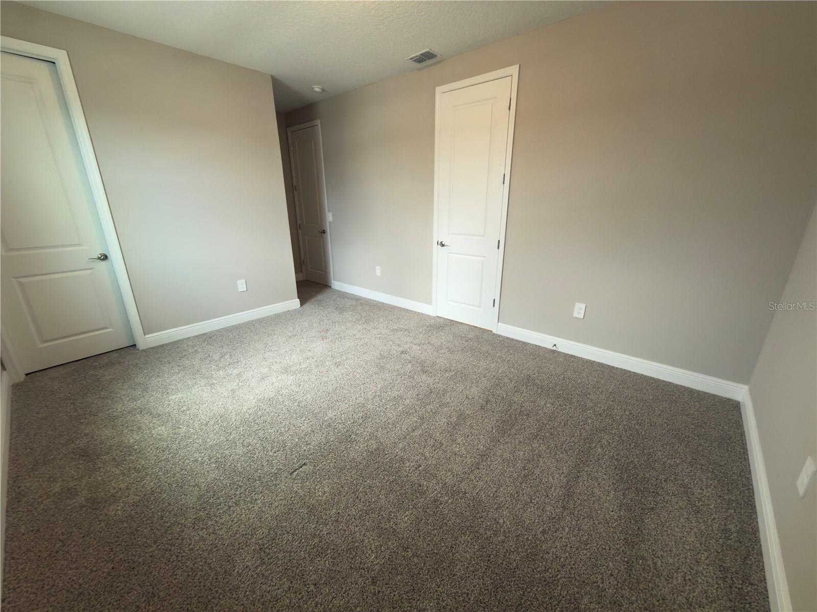 LEGENDS PRESERVE-PH 2 - Residential Lease
