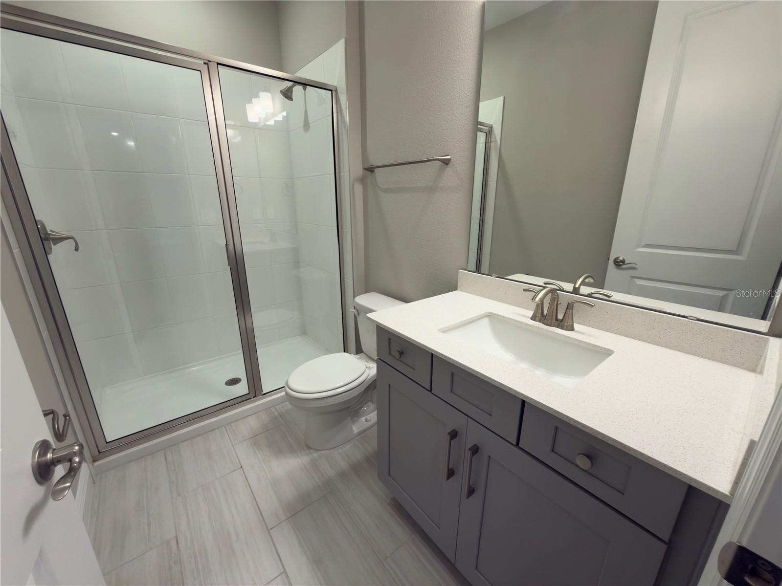 LEGENDS PRESERVE-PH 2 - Residential Lease