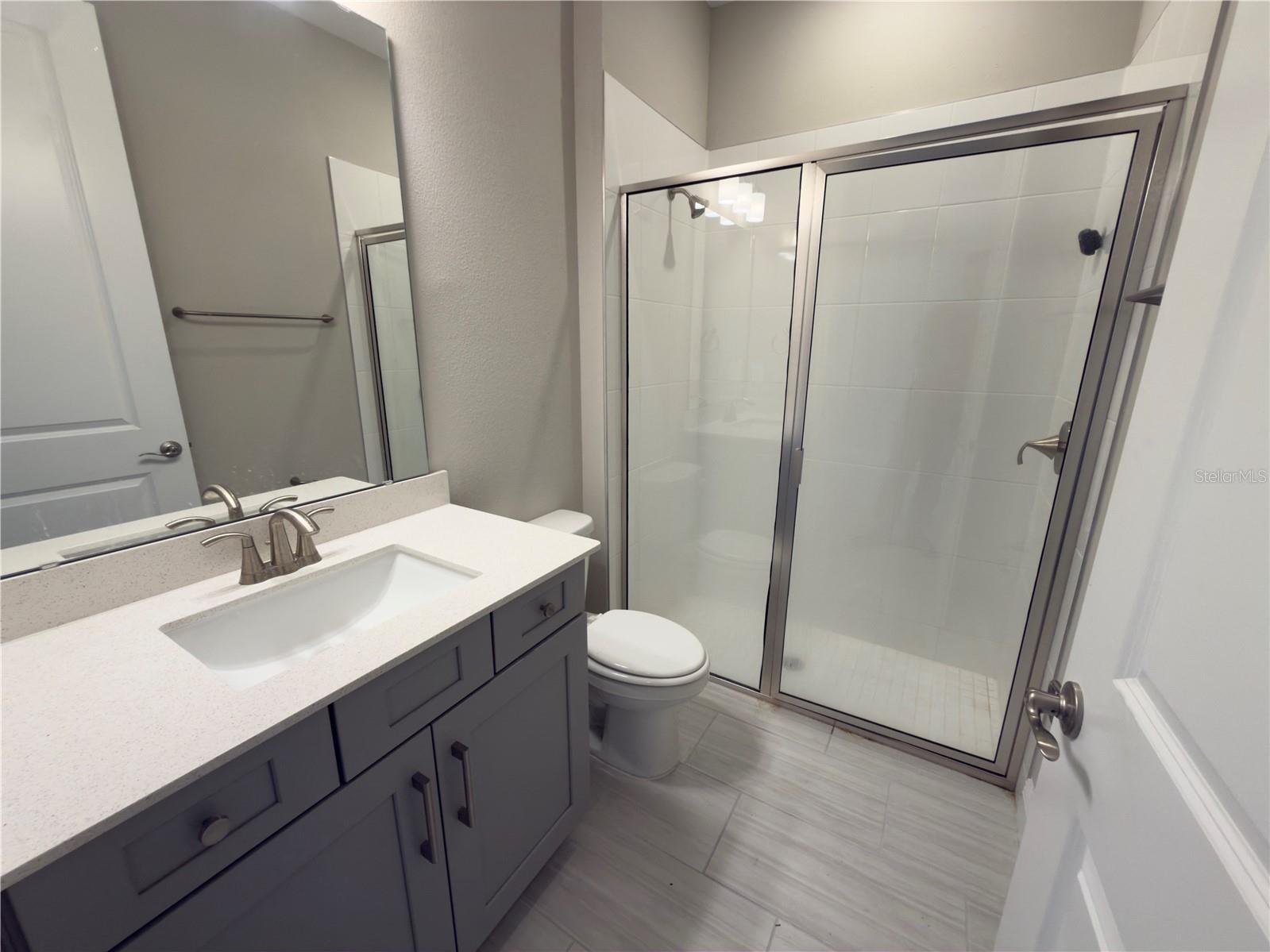 LEGENDS PRESERVE-PH 2 - Residential Lease