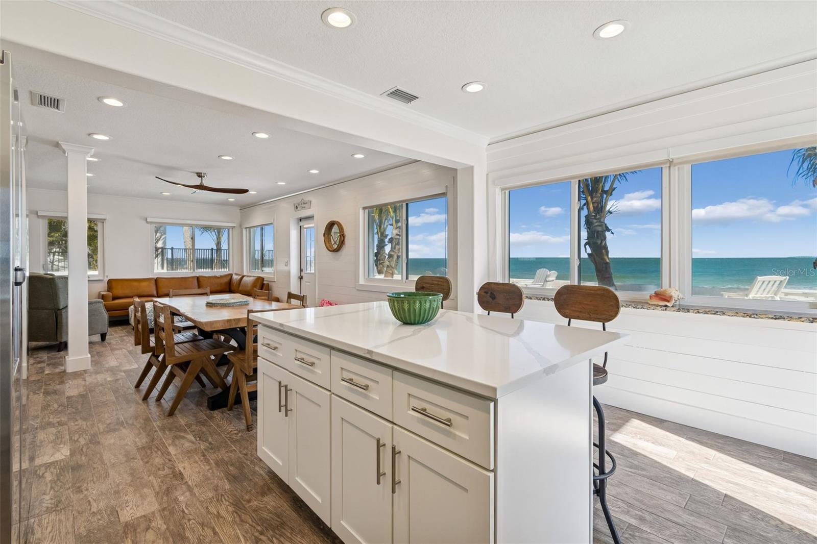 SHORE ACRES RESUBDIVIDED - Residential