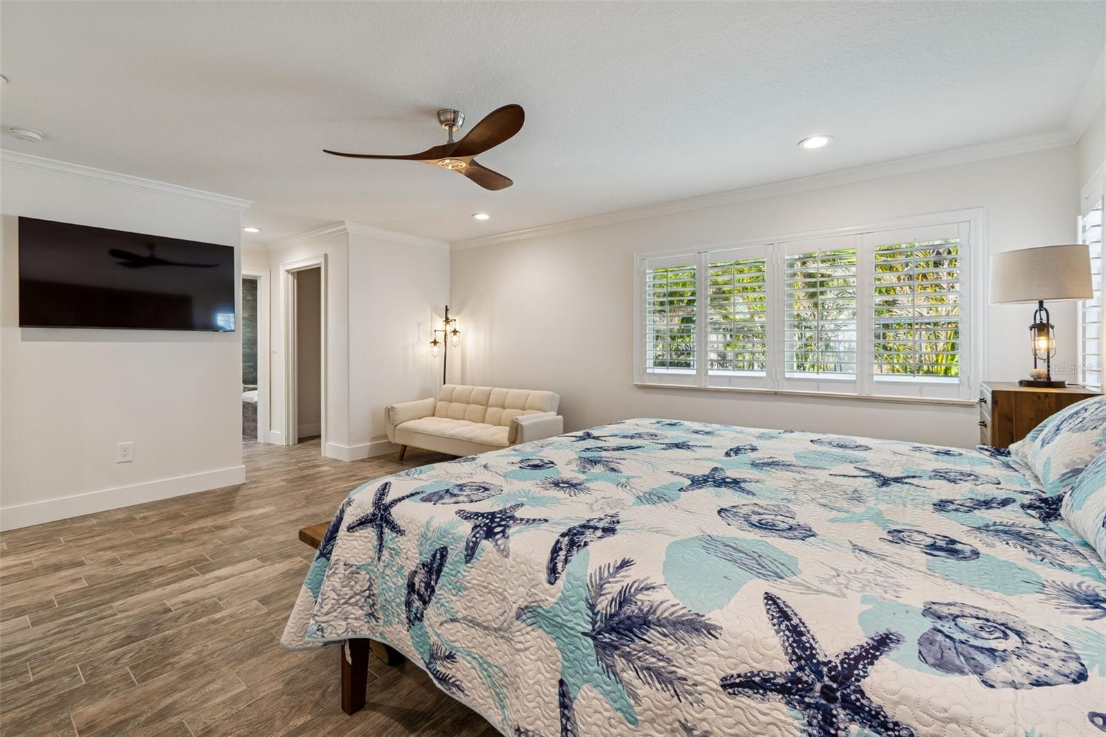 SHORE ACRES RESUBDIVIDED - Residential