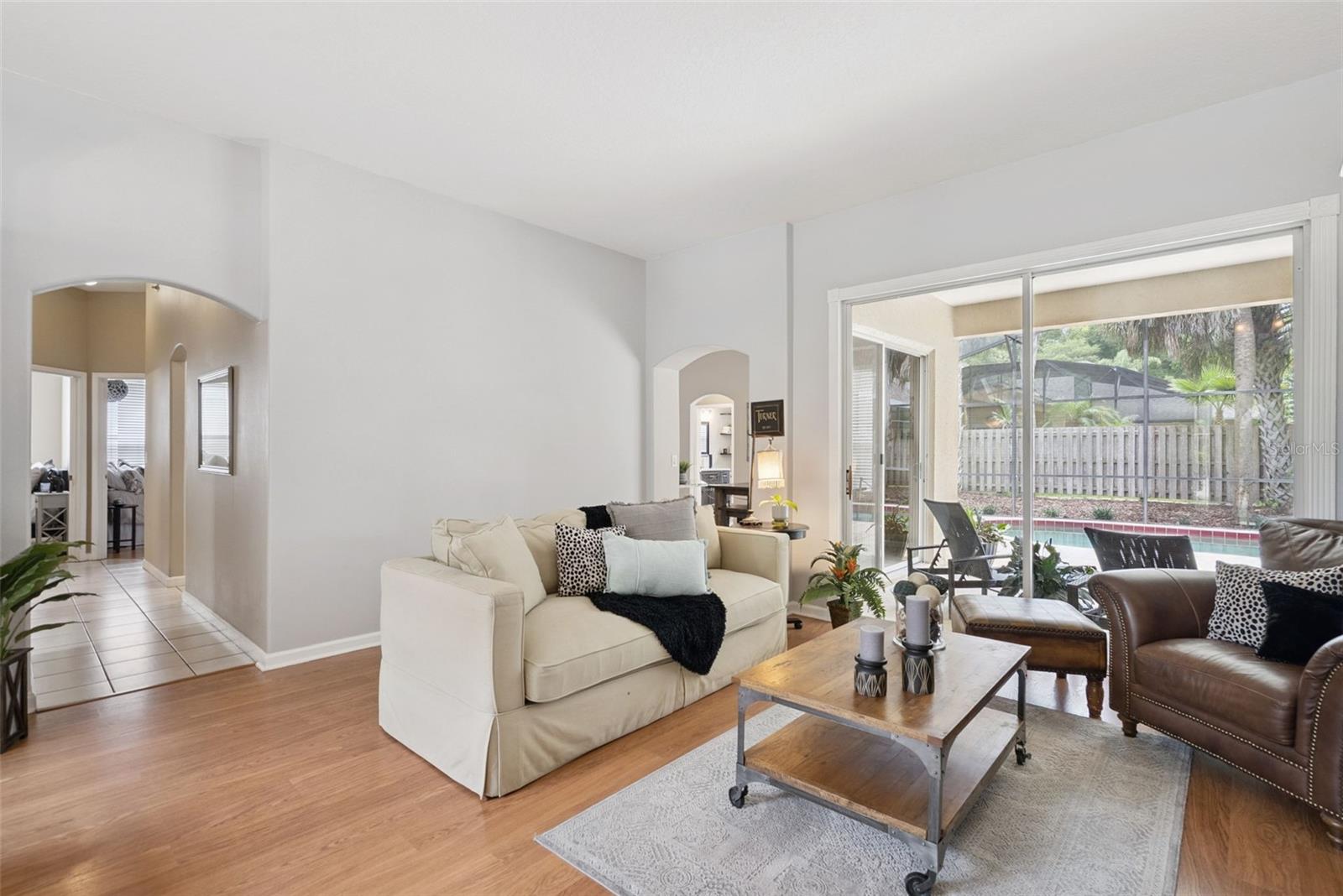 WINDING HOLLOW UNIT 4 - Residential