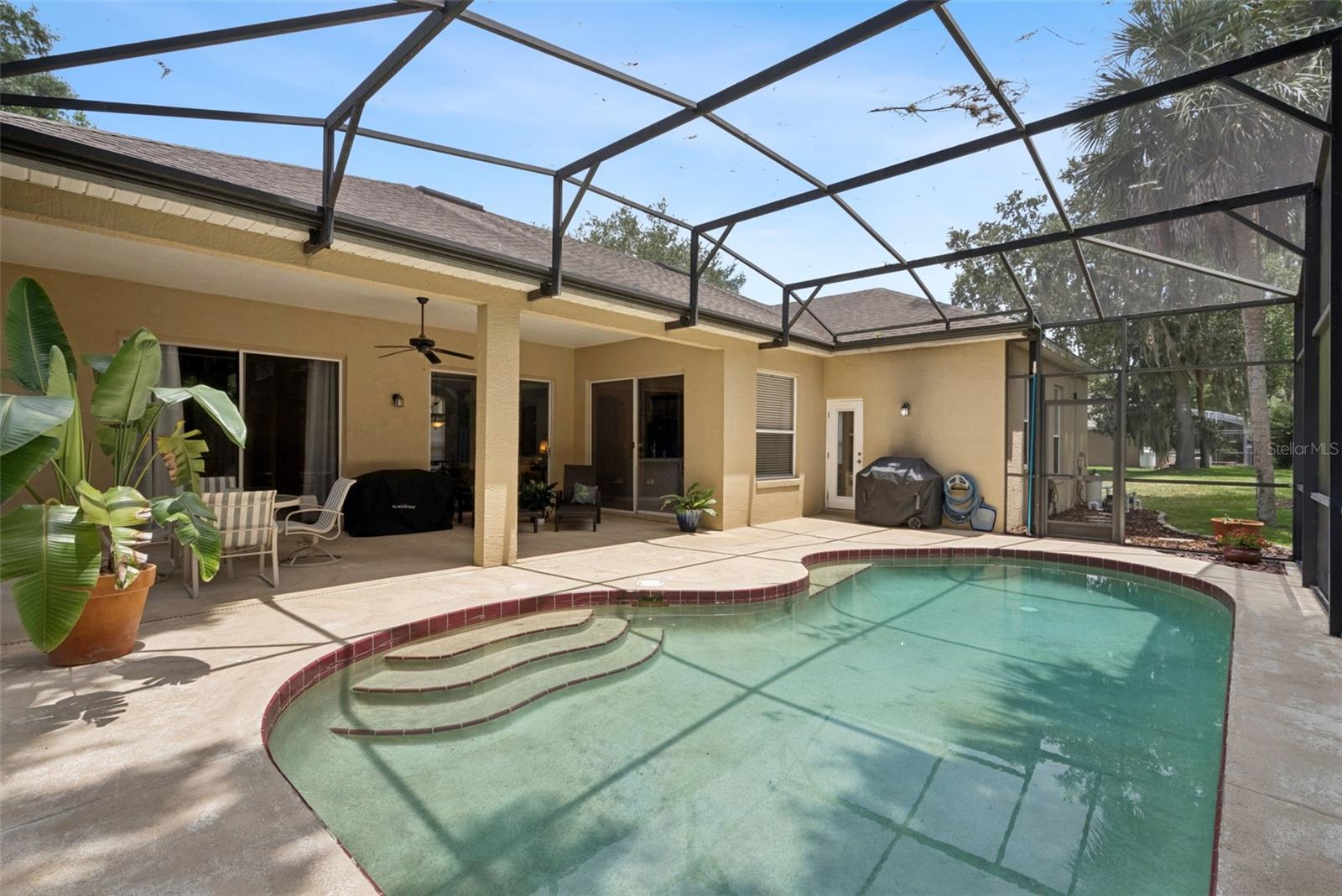 WINDING HOLLOW UNIT 4 - Residential