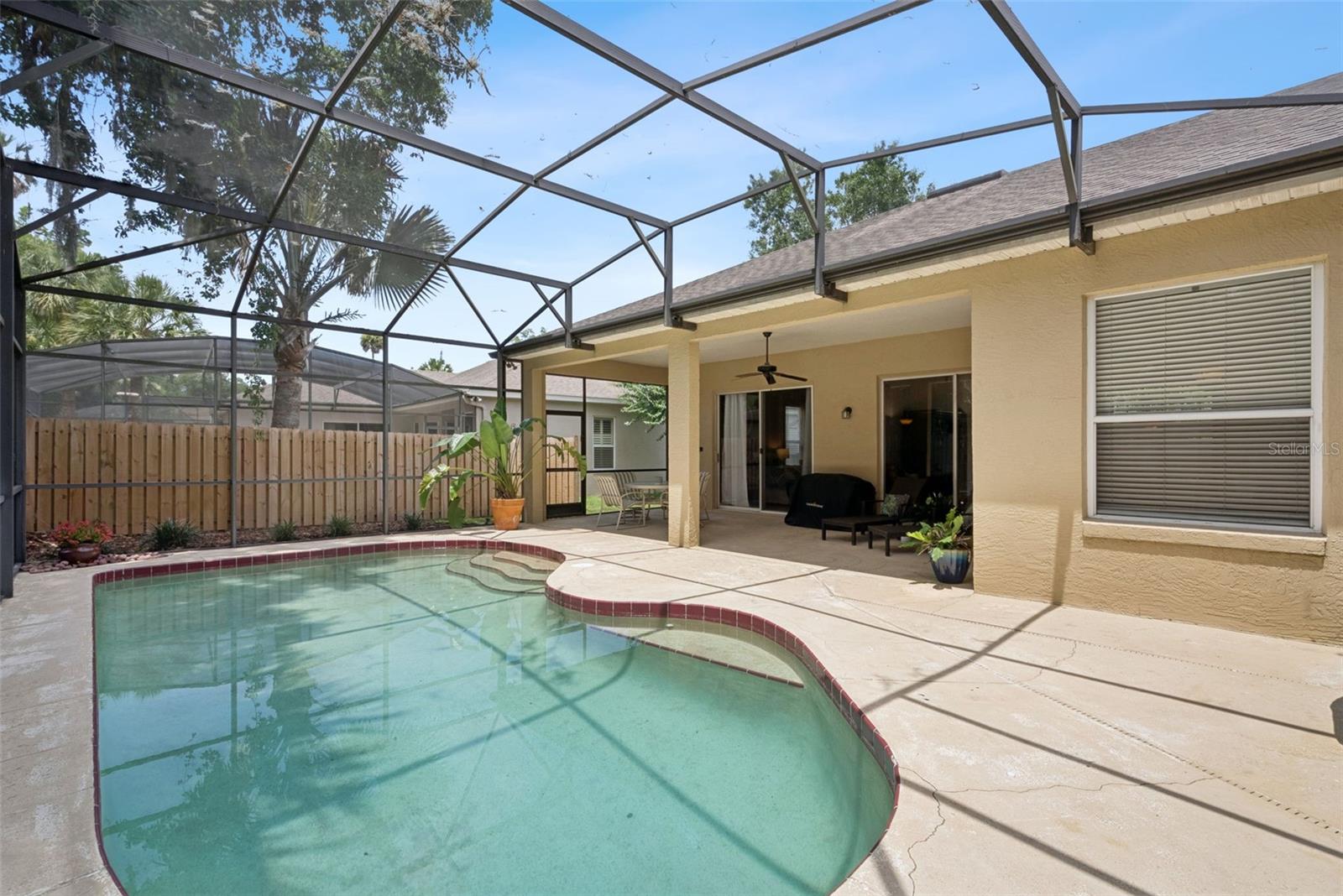 WINDING HOLLOW UNIT 4 - Residential