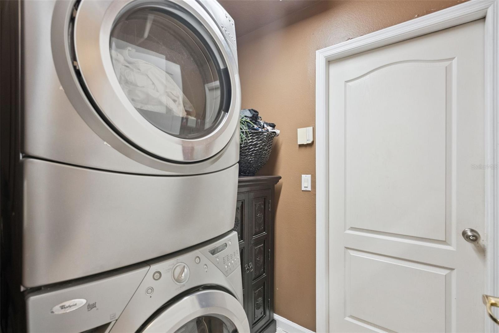 WINDING HOLLOW UNIT 4 - Residential