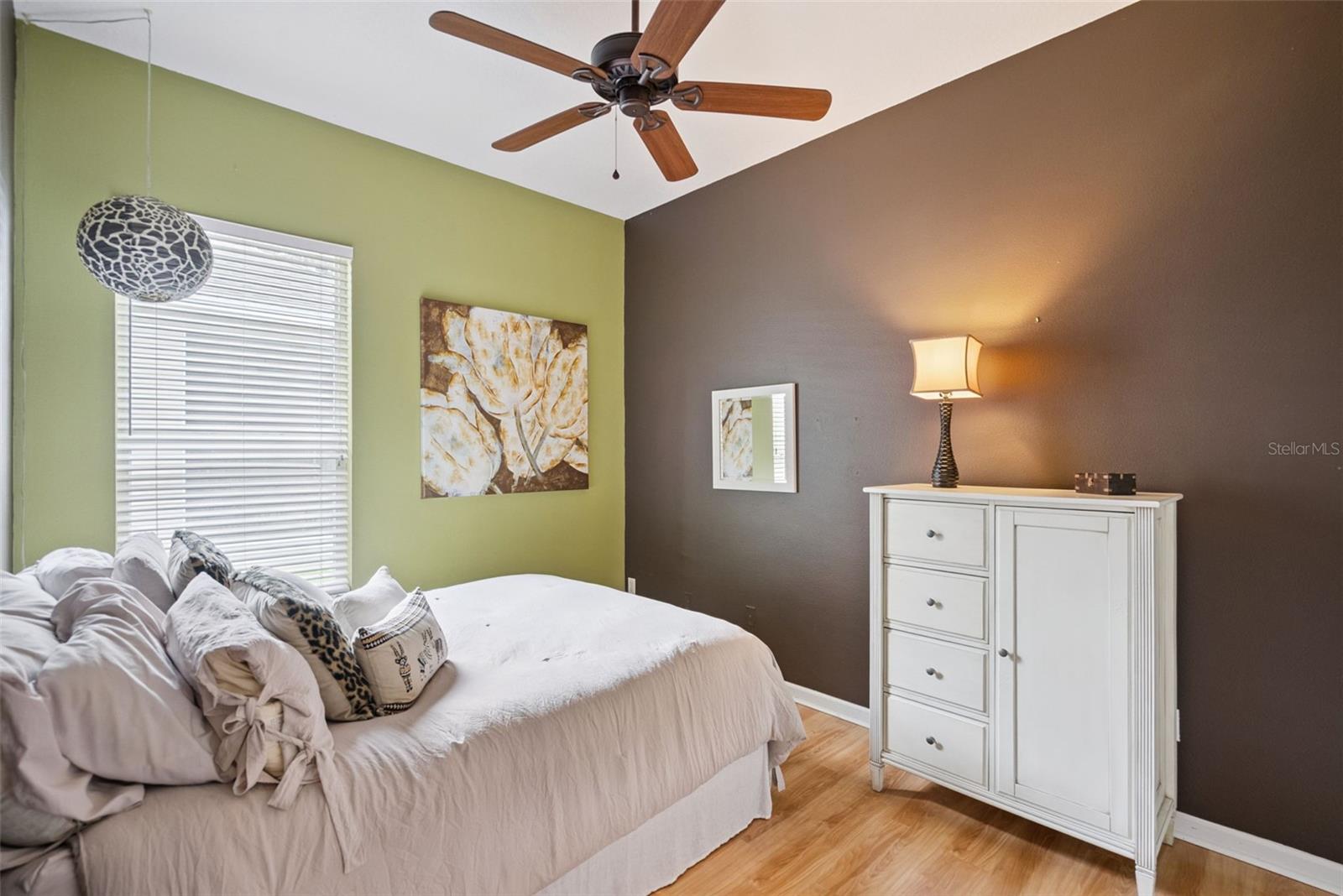 WINDING HOLLOW UNIT 4 - Residential