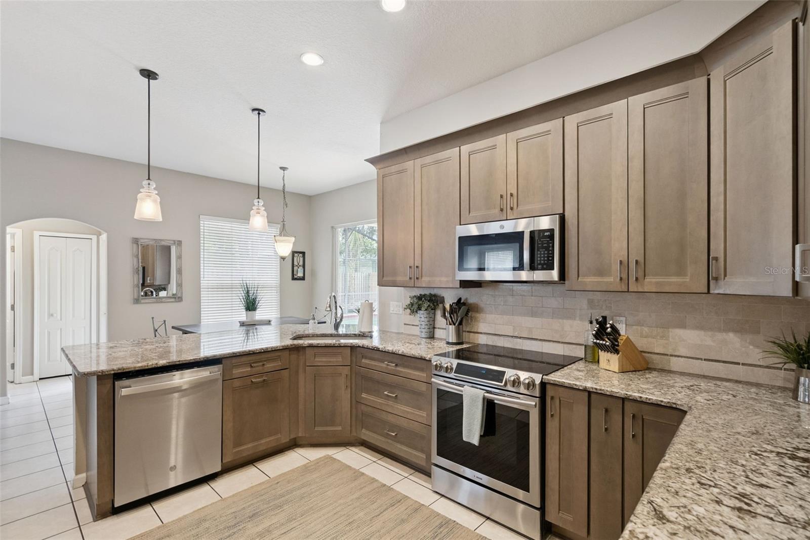 WINDING HOLLOW UNIT 4 - Residential