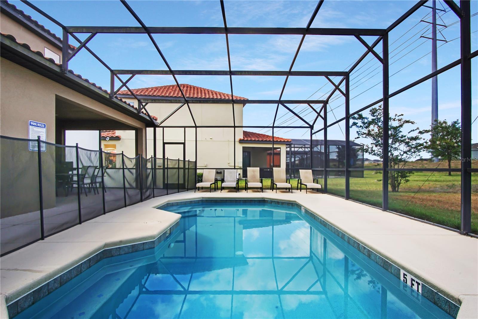 ROSEMONT WOODS - Residential Lease