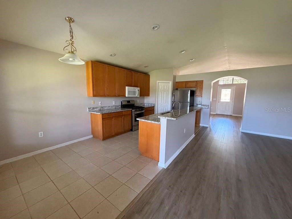 ARBOR GREENE PH 5 UNIT 4 - Residential