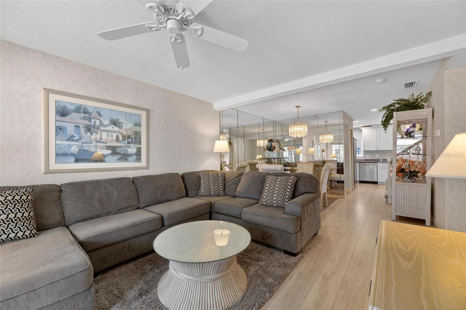 SUNSET REEF - Residential
