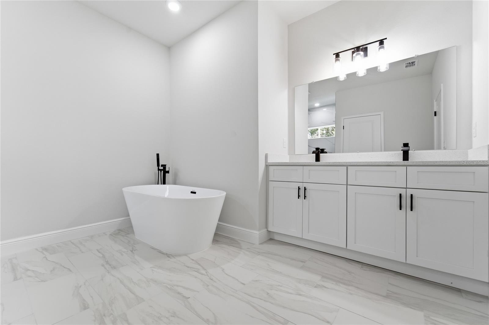 CITRUS SPGS UNIT 04 - Residential