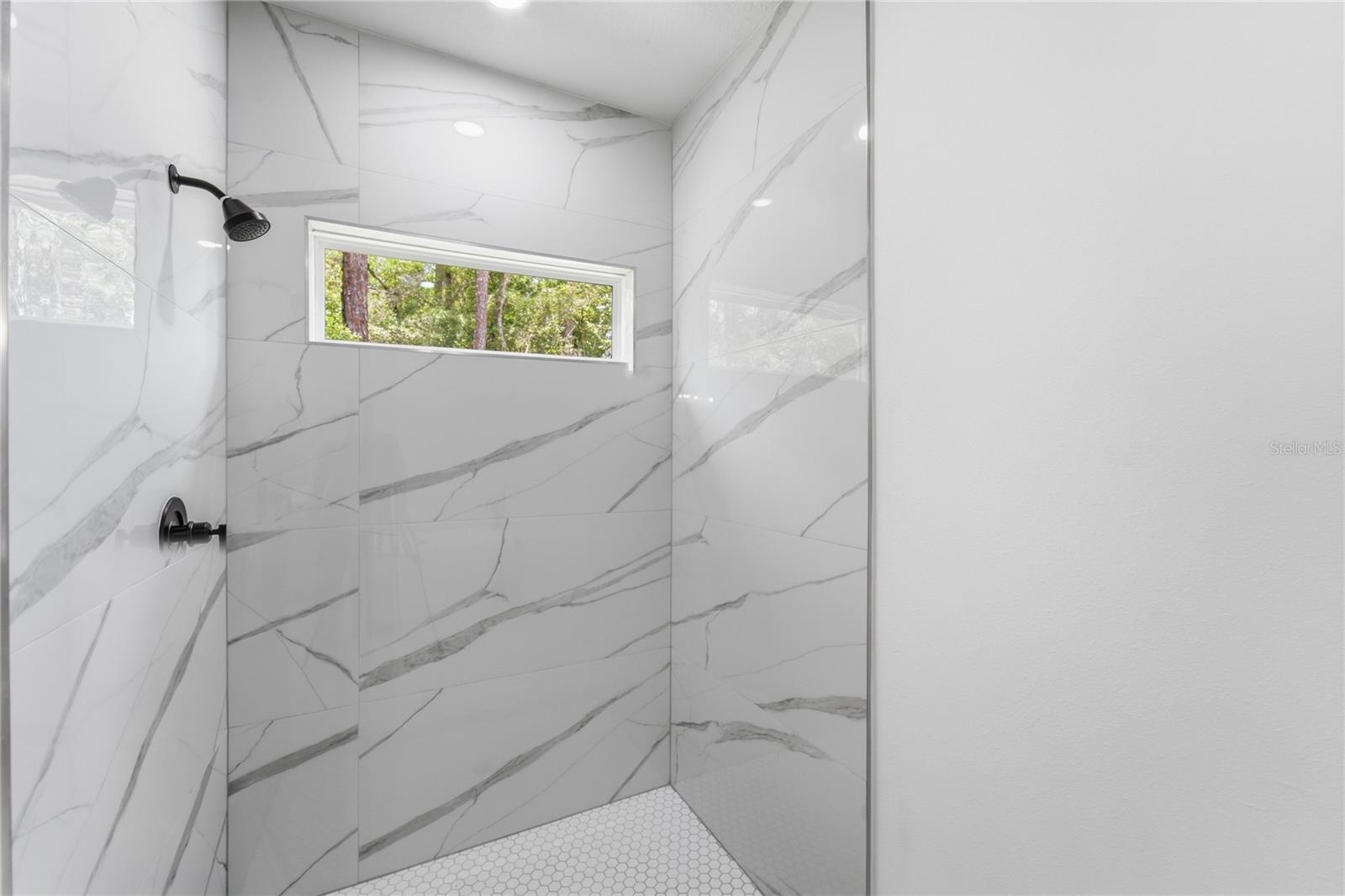 CITRUS SPGS UNIT 04 - Residential