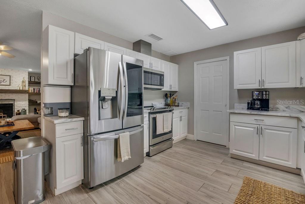 SPRING LAKE HILLS - Residential