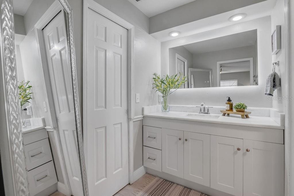 SPRING LAKE HILLS - Residential