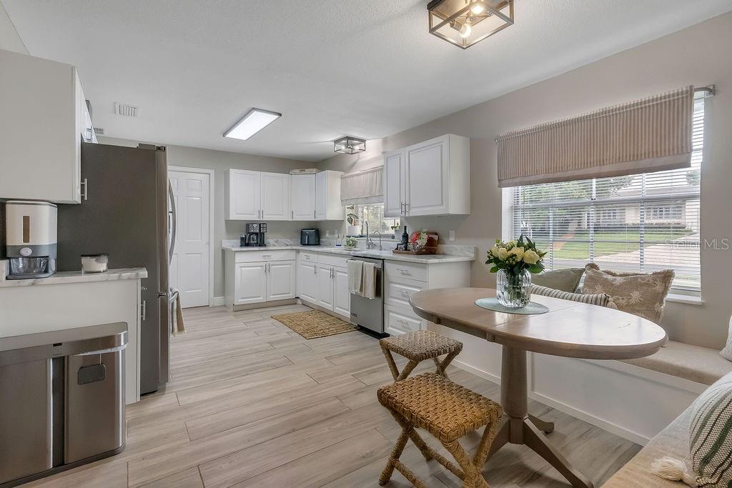 SPRING LAKE HILLS - Residential