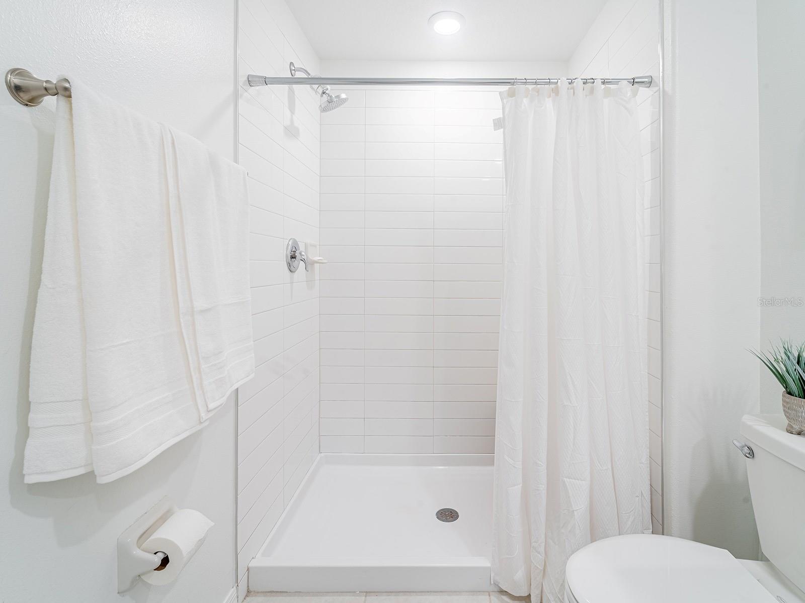 TOWNES/LK THOMAS PH 2 - Residential