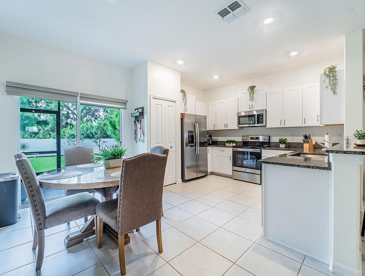 TOWNES/LK THOMAS PH 2 - Residential