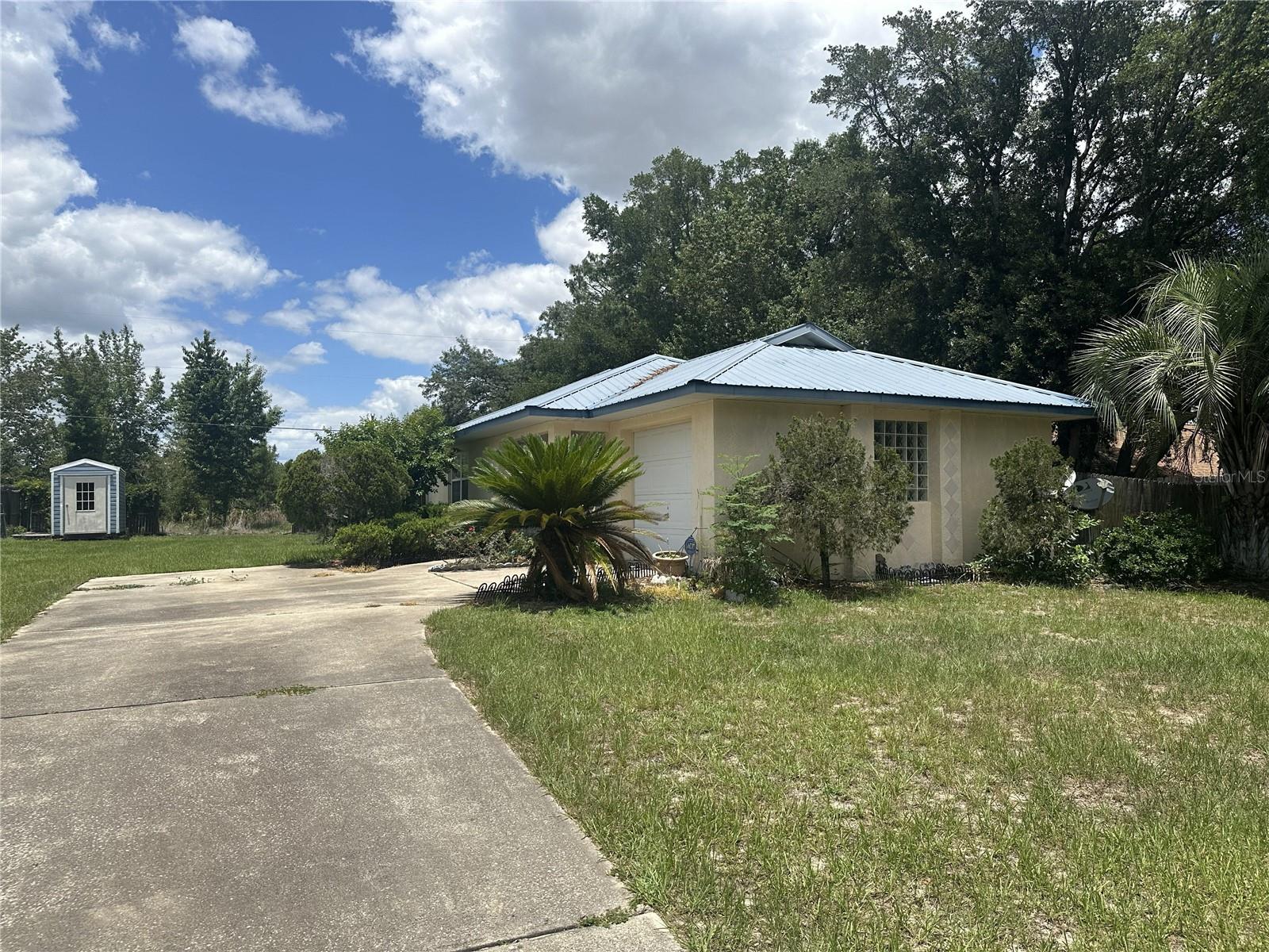 MARION OAKS - Residential