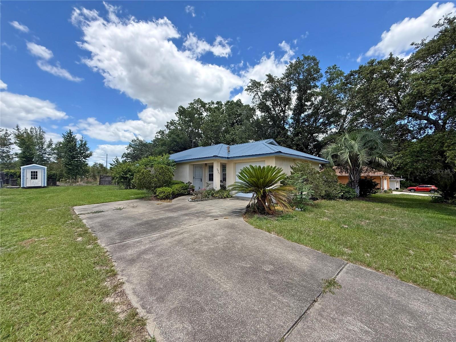 MARION OAKS - Residential