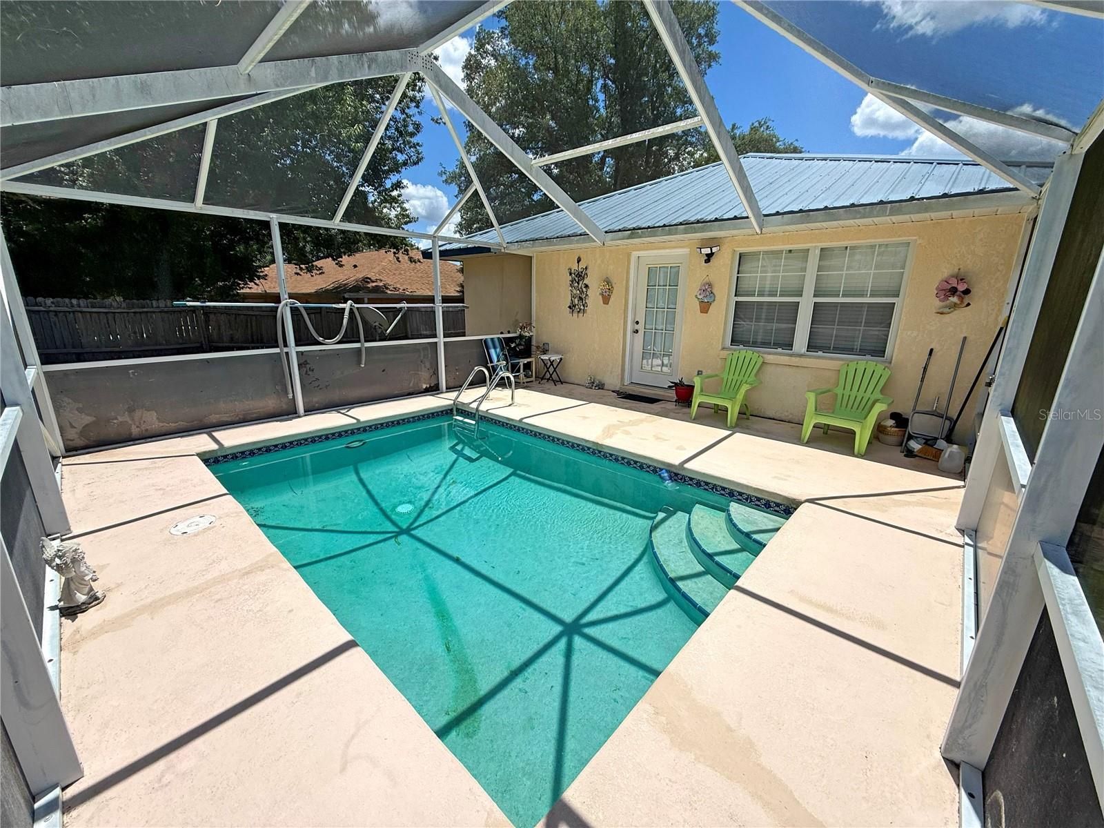 MARION OAKS - Residential