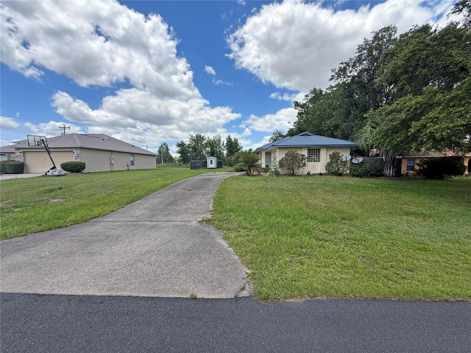 MARION OAKS - Residential