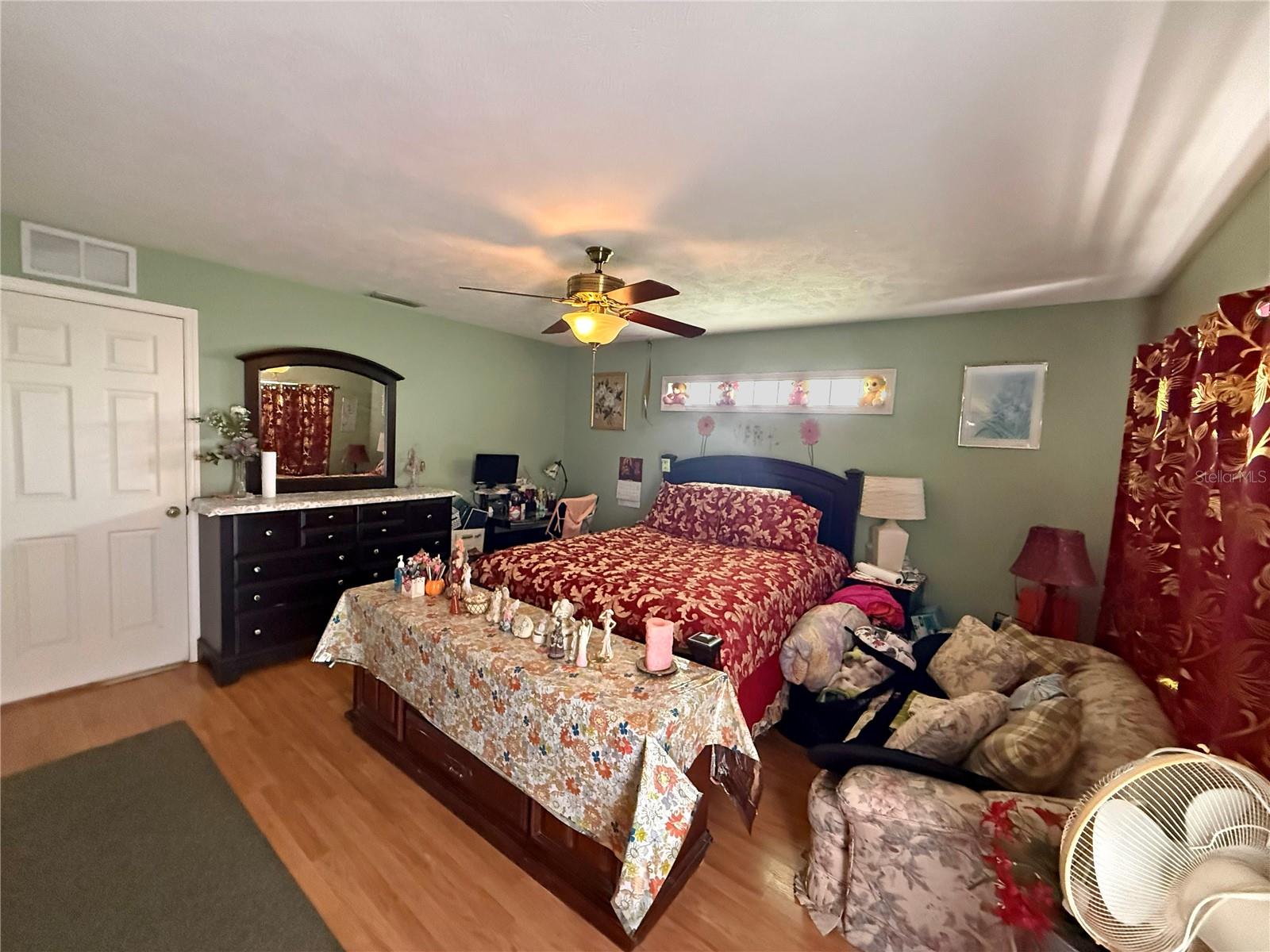 MARION OAKS - Residential