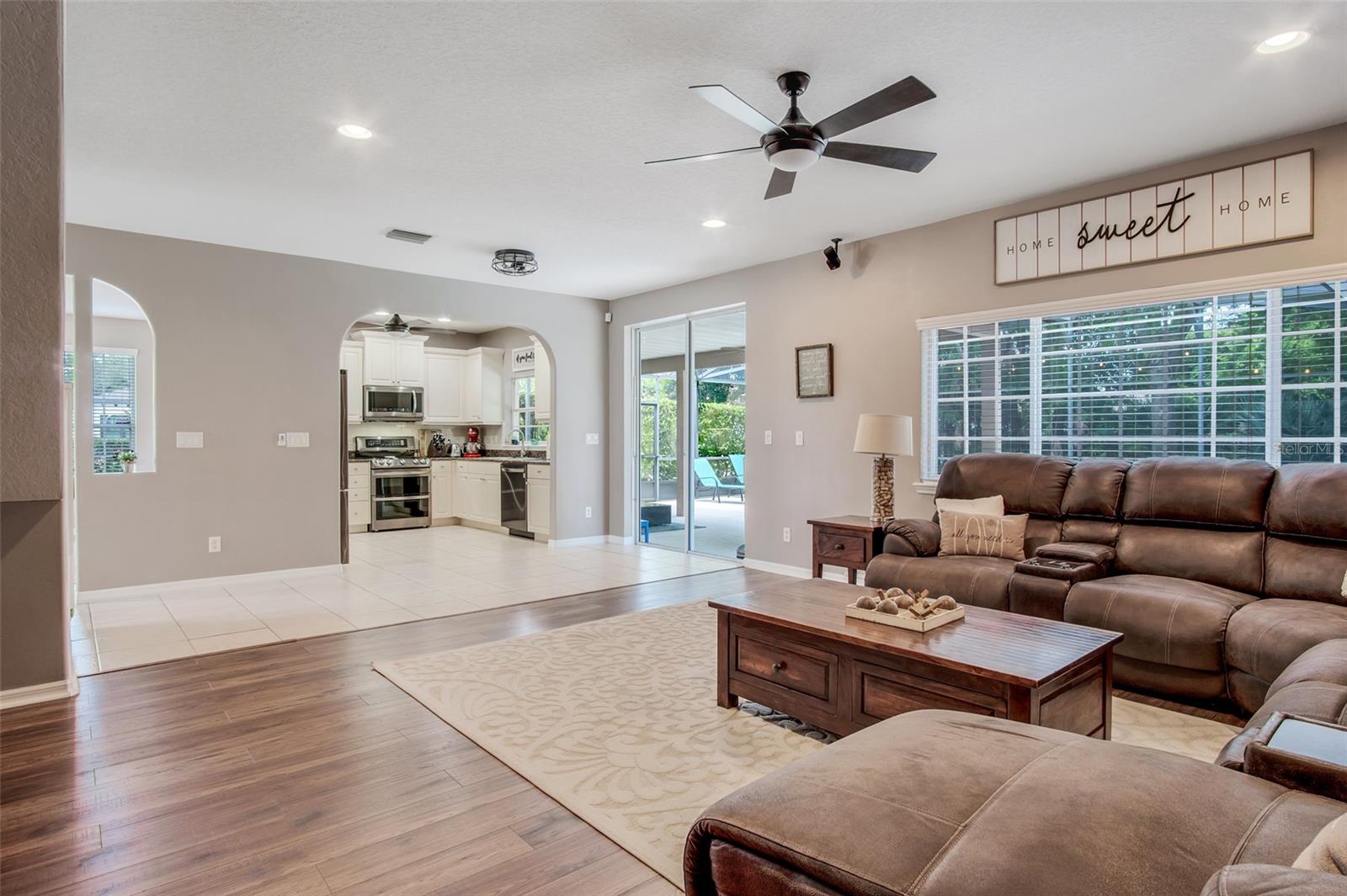 DEBARY PLANTATION UNIT 19 - Residential