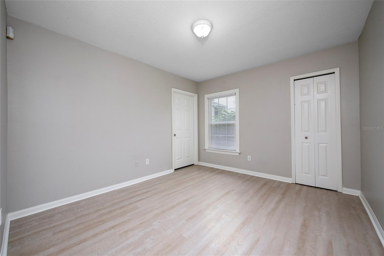COURTNEY LNDG - Residential Lease