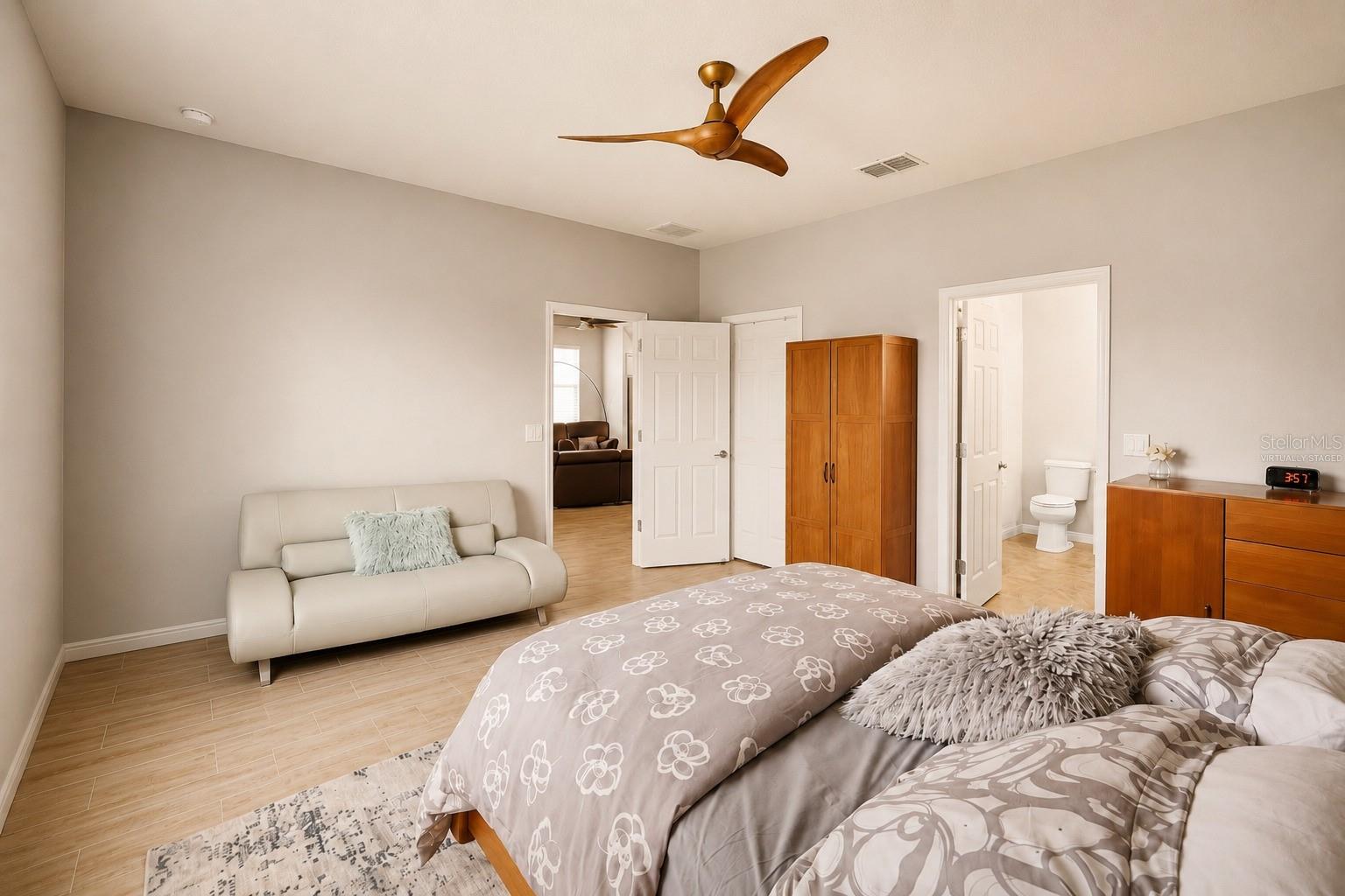 INDIGO EAST - Residential