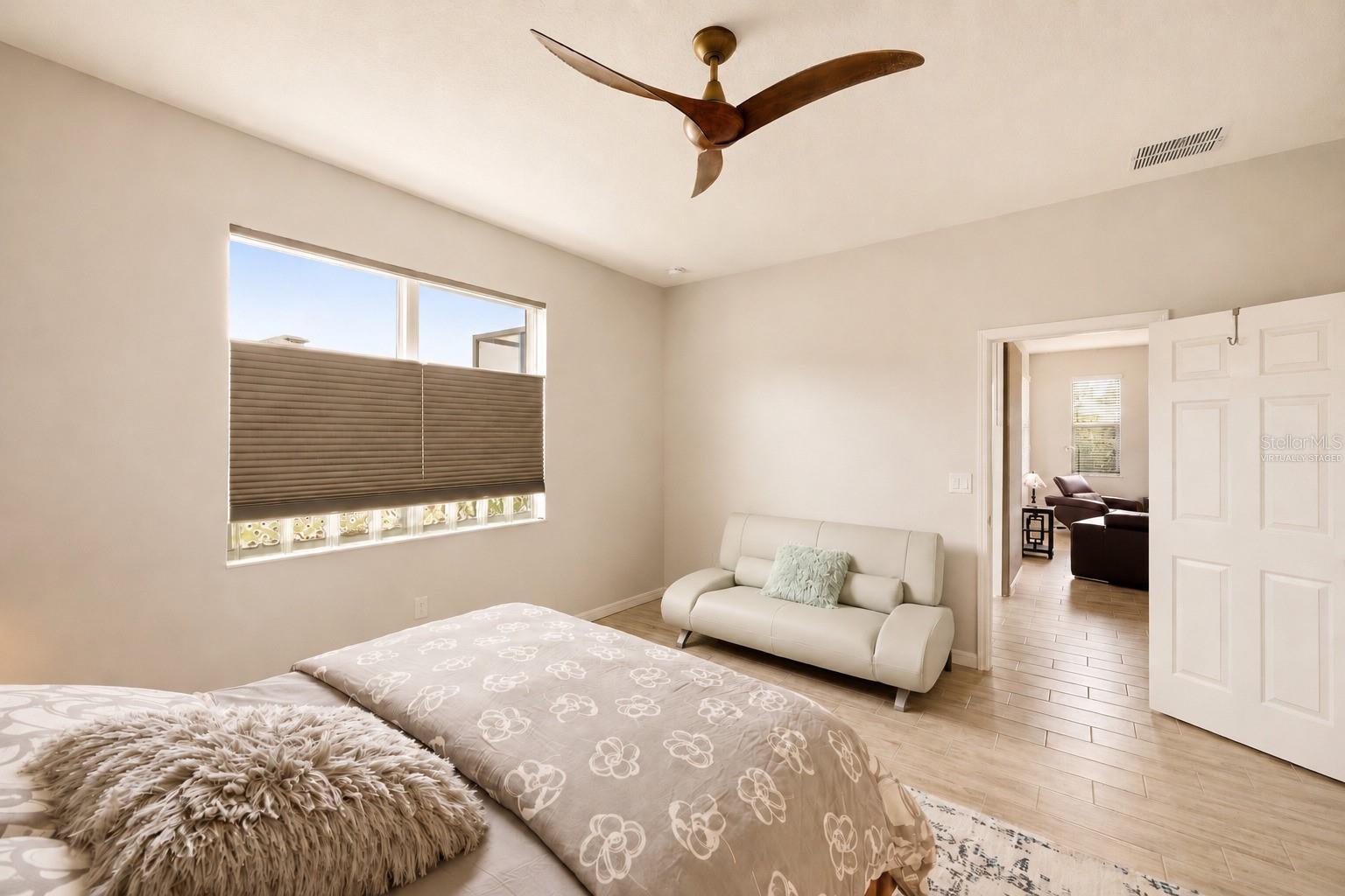 INDIGO EAST - Residential