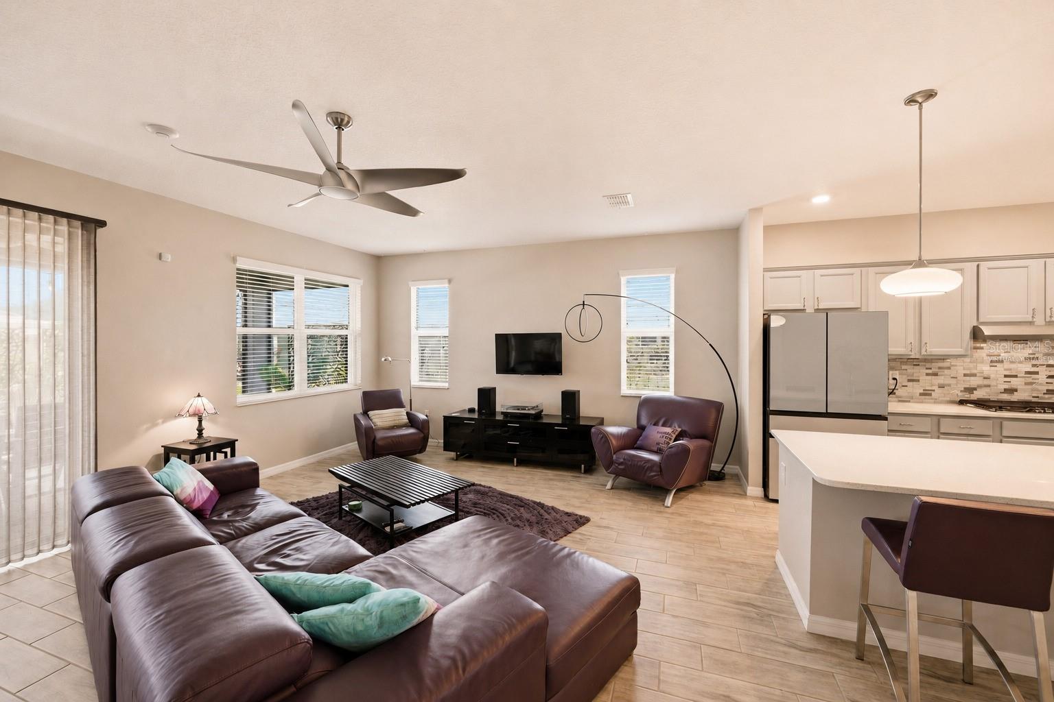 INDIGO EAST - Residential