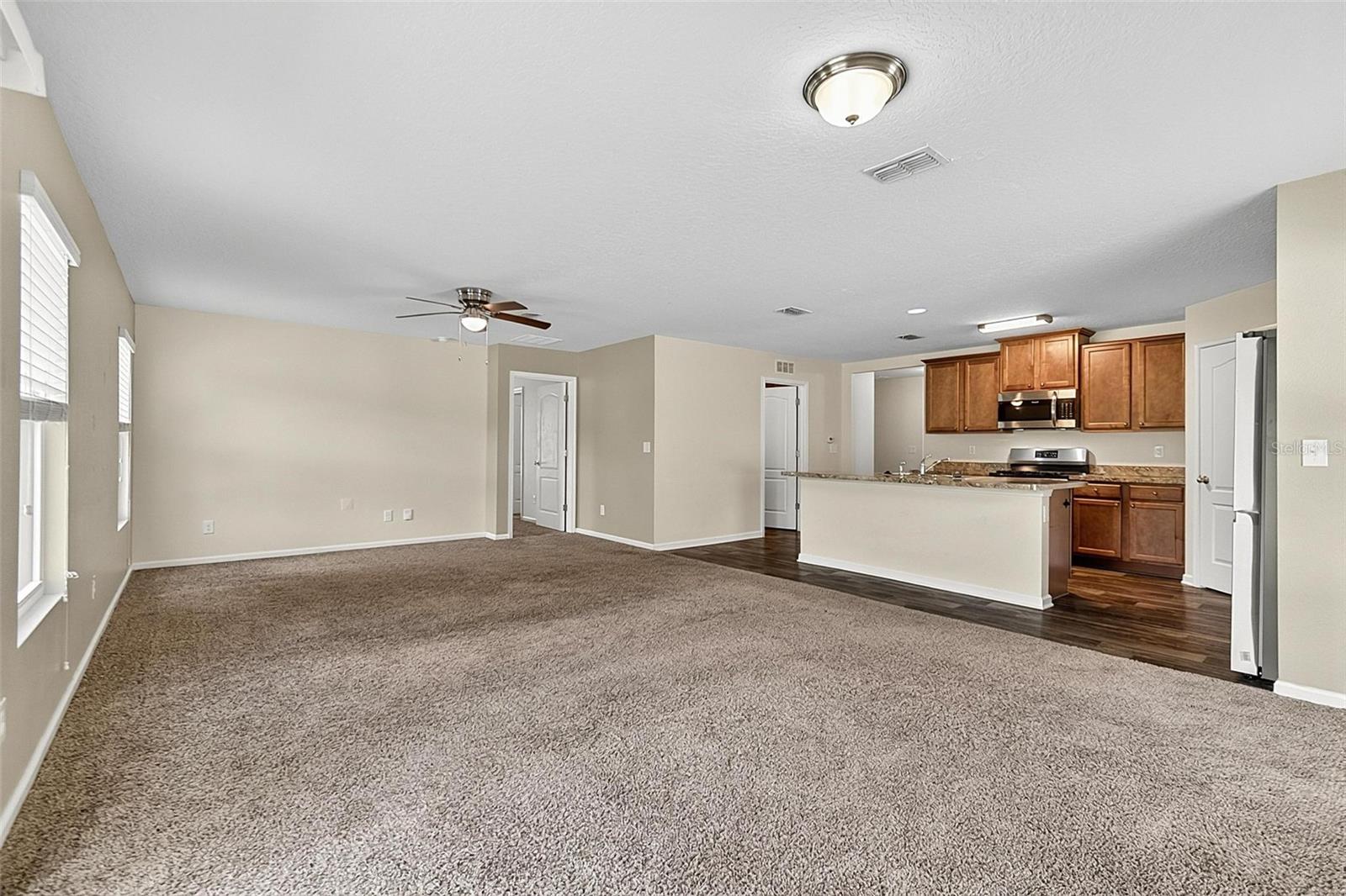 GRAND RESERVE & GOLF CLUB UN 01 - Residential Lease