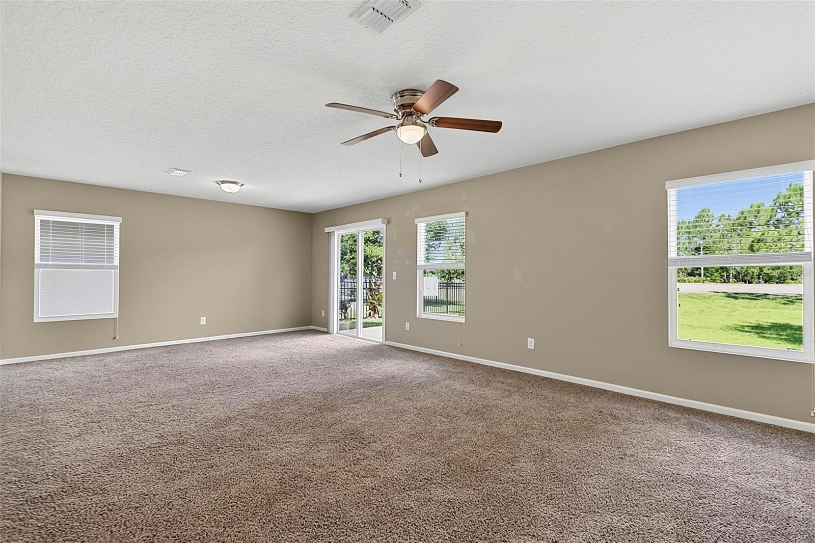 GRAND RESERVE & GOLF CLUB UN 01 - Residential Lease