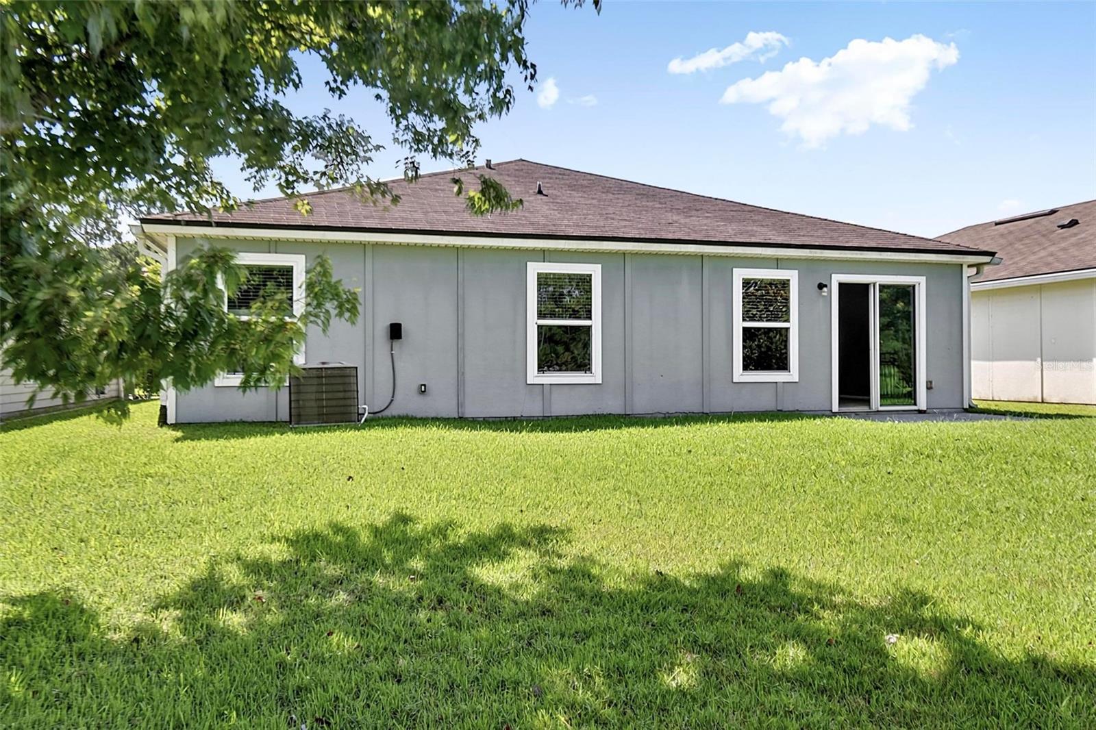 GRAND RESERVE & GOLF CLUB UN 01 - Residential Lease